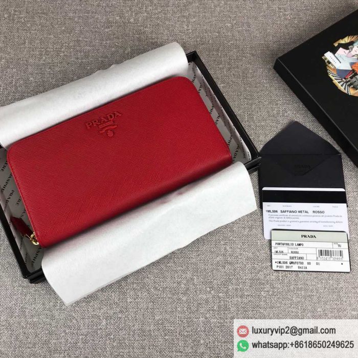 replica women prada bags