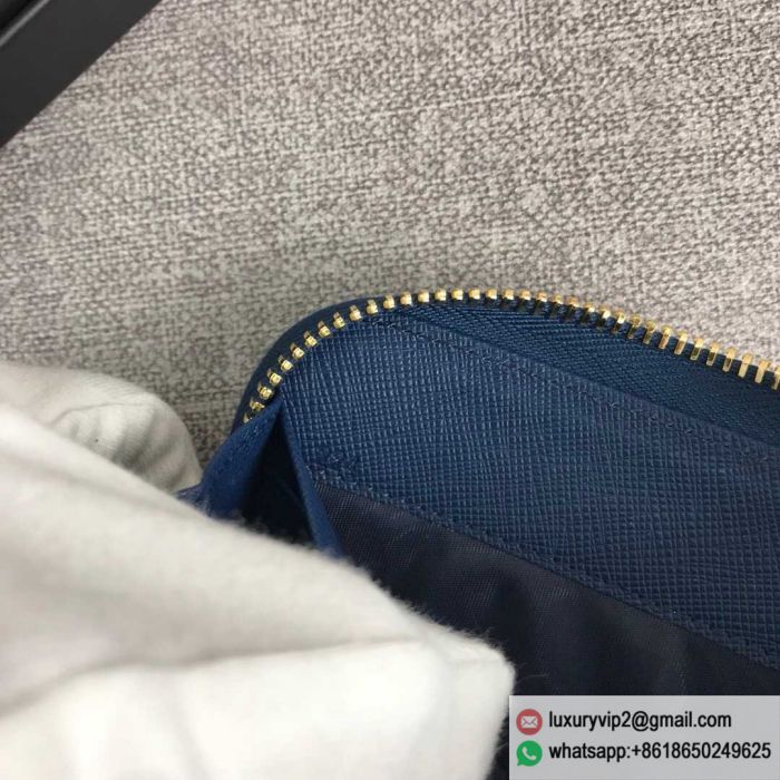 replica women prada bags