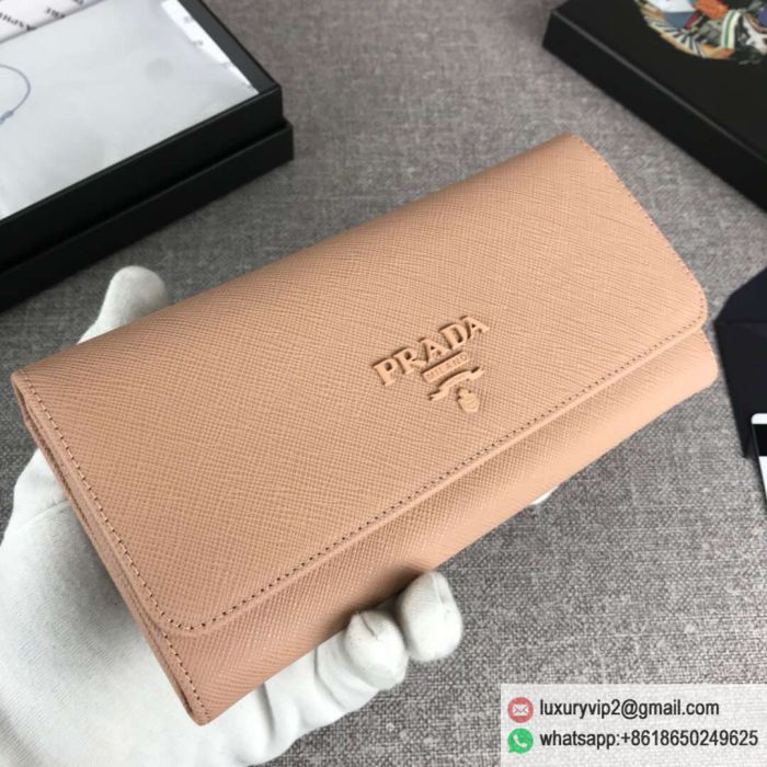 replica women prada bags