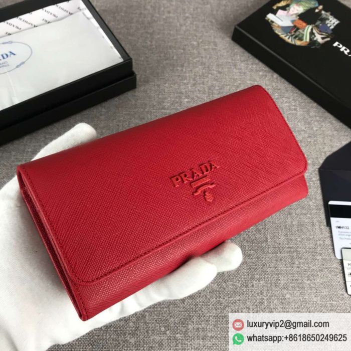 replica women prada bags