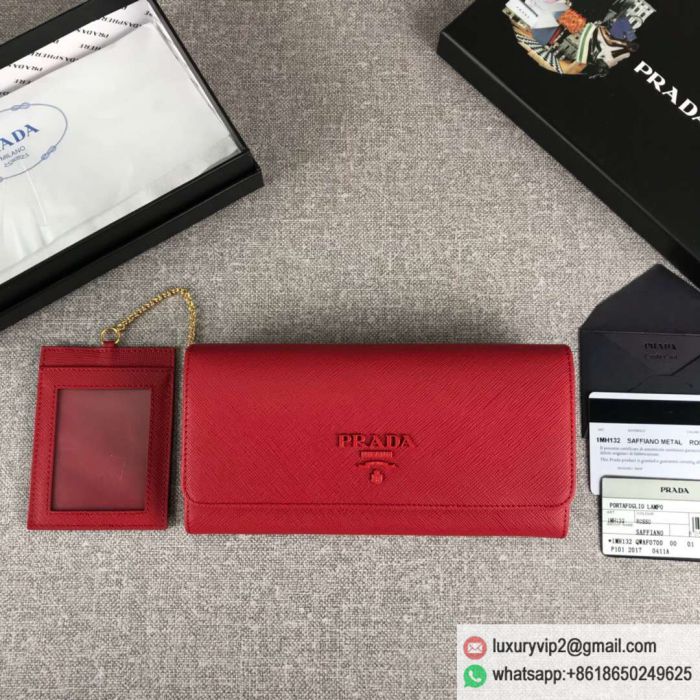 replica women prada bags