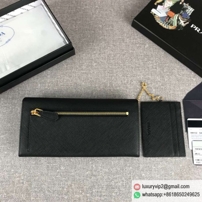 replica women prada bags