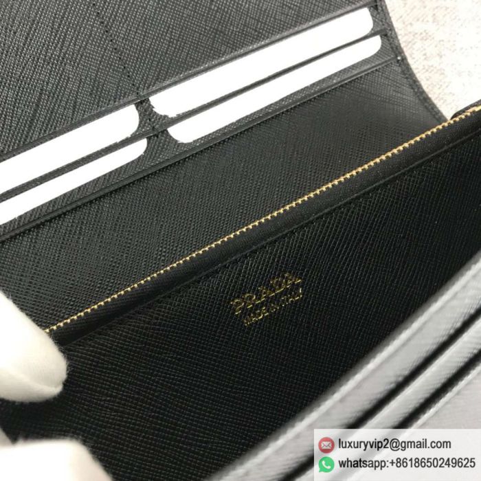 replica women prada bags