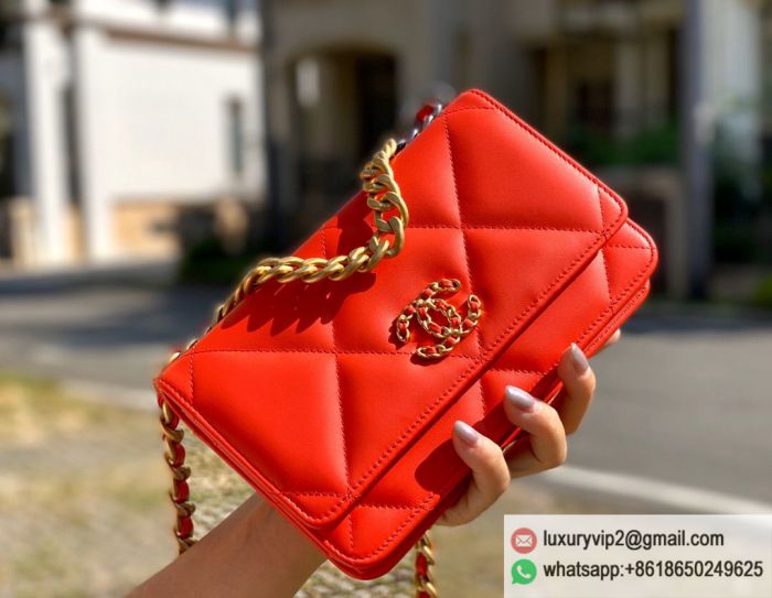 replica women chanel bags