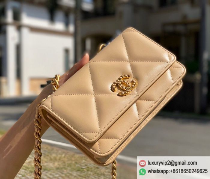 replica women chanel bags