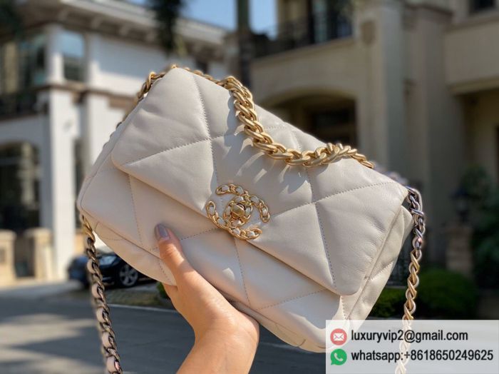 replica women chanel bags