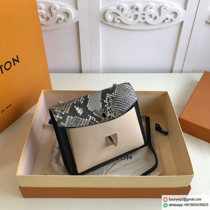 replica louis vuitton women bags