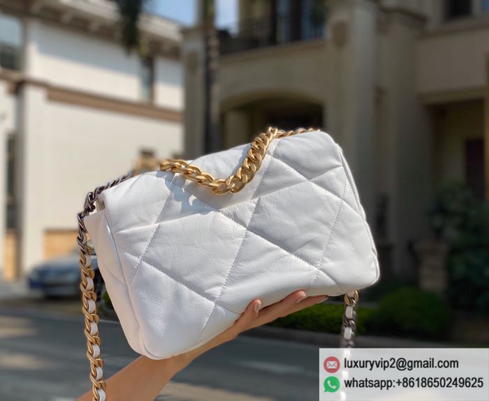 replica women chanel bags