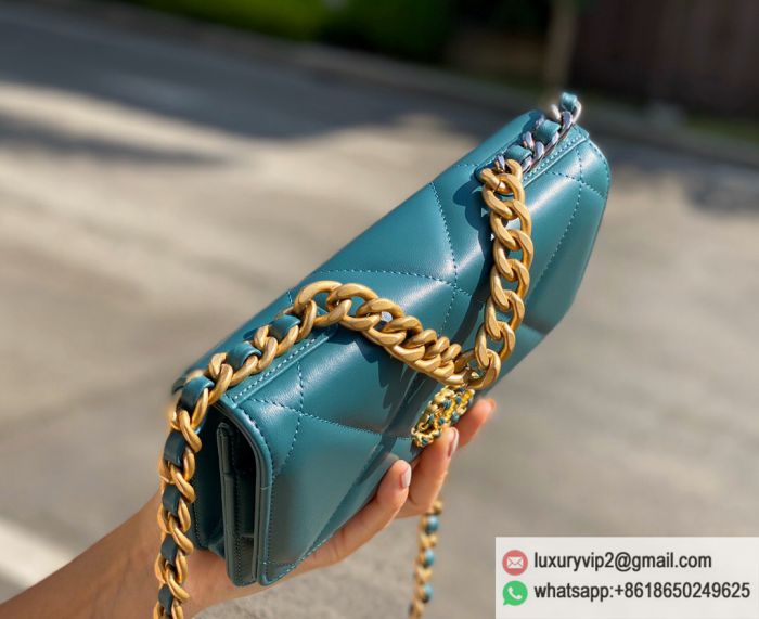 replica women chanel bags