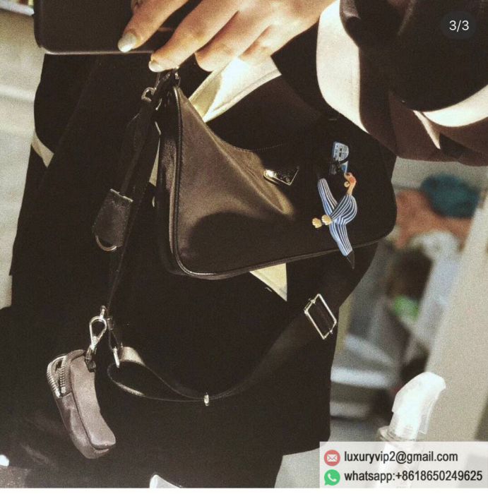 replica women prada bags