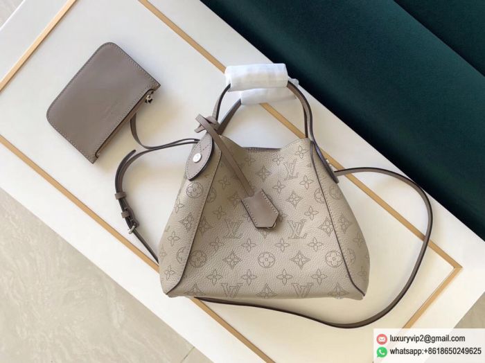 replica louis vuitton women bags