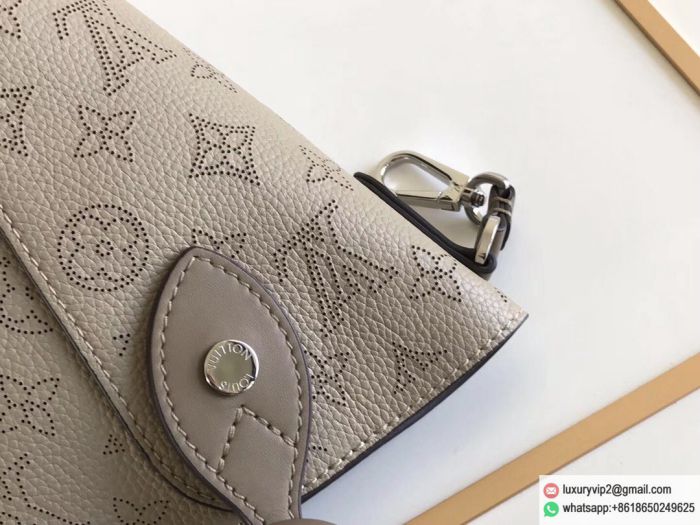 replica louis vuitton women bags