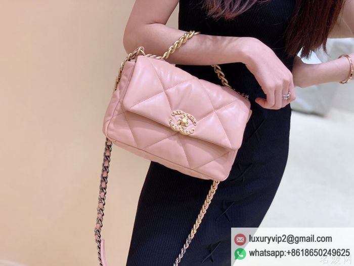 replica women chanel bags