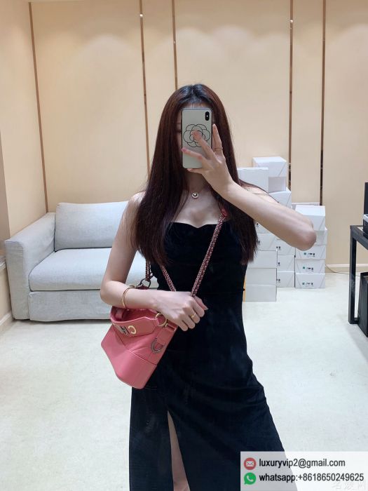 replica women chanel bags