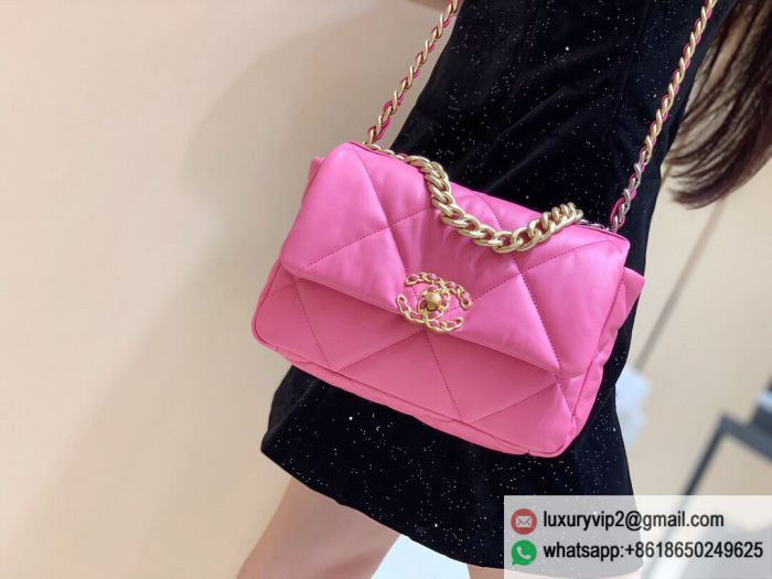 replica women chanel bags