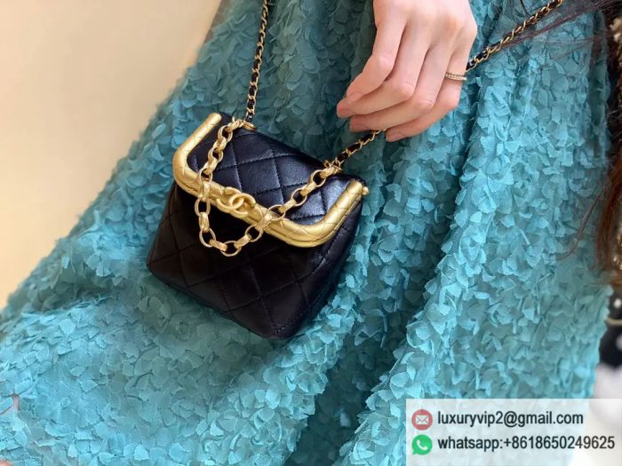 replica women chanel bags