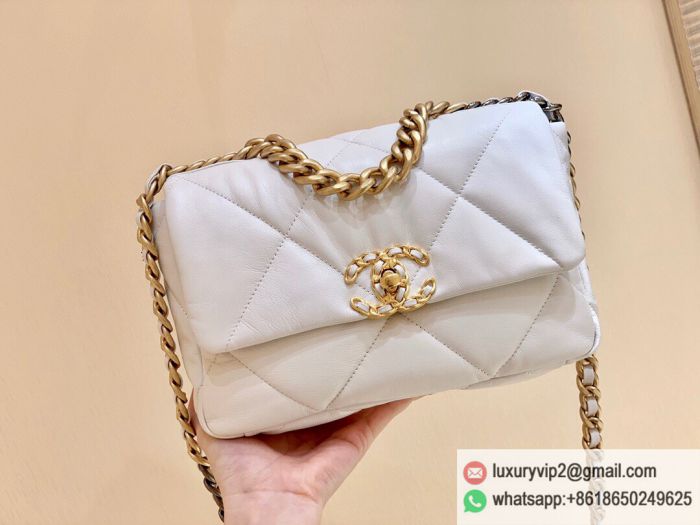 replica women chanel bags