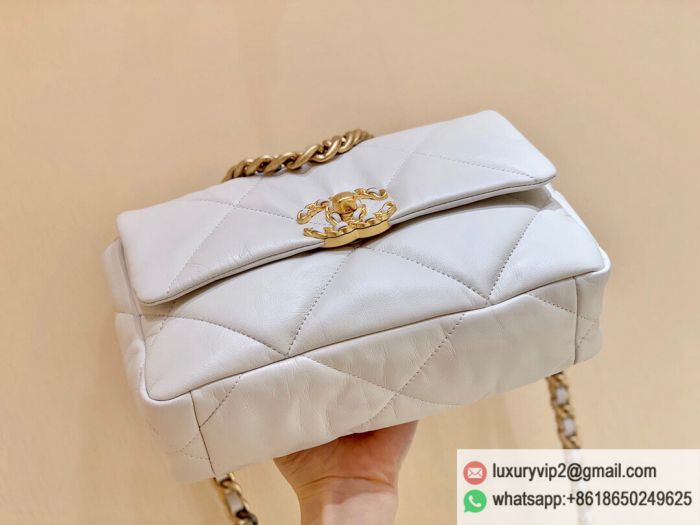 replica women chanel bags