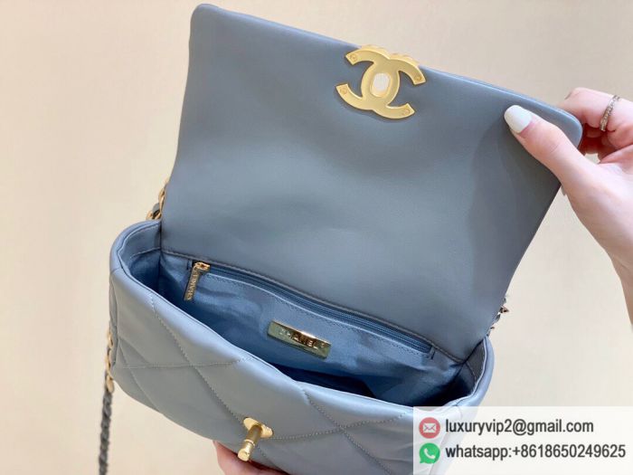 replica women chanel bags