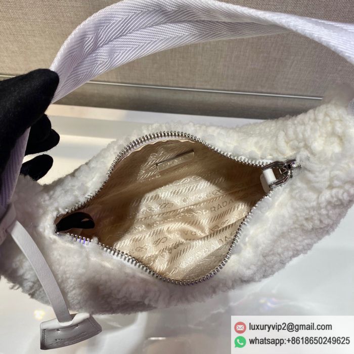 replica women prada bags