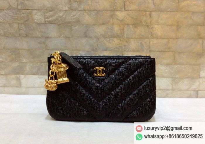 CC Black Leather V A69253 Wallets