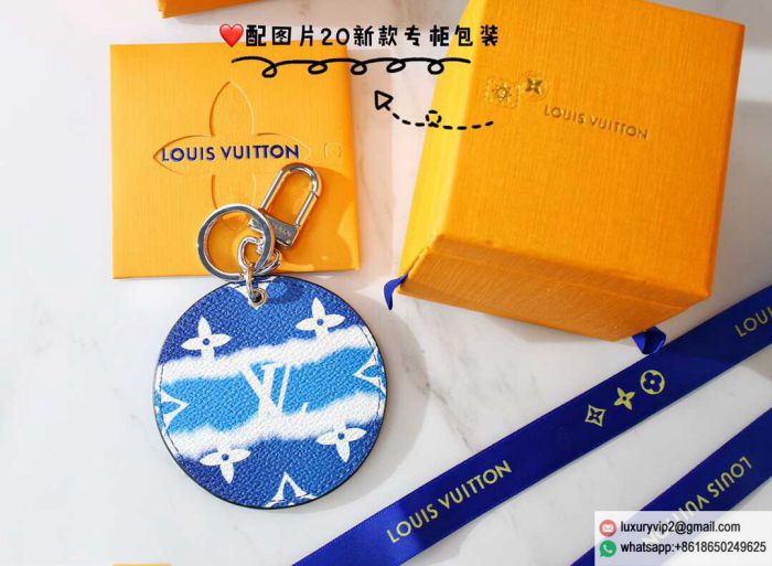 LOUIS VUITTON Key chain