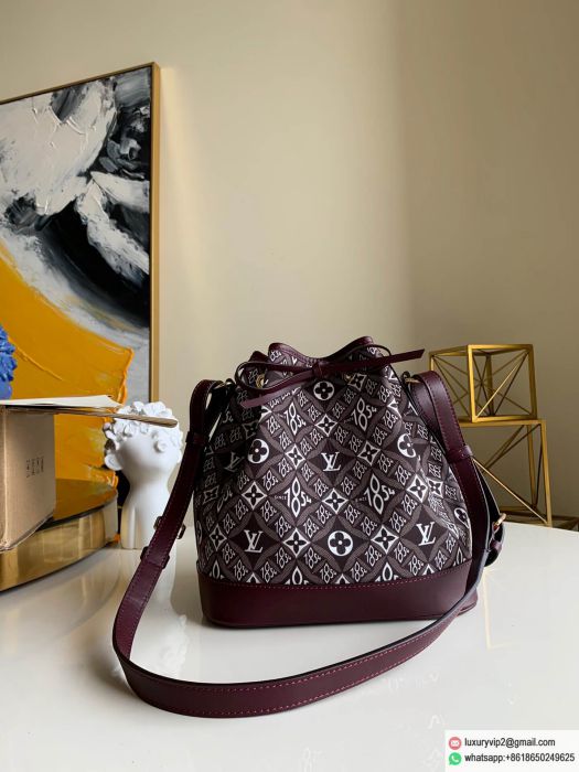 LV M57154 Bucket Bags