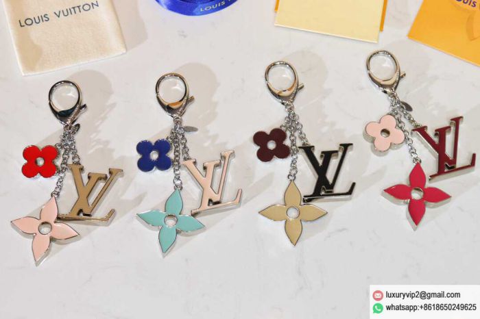 LOUIS VUITTON Key chain