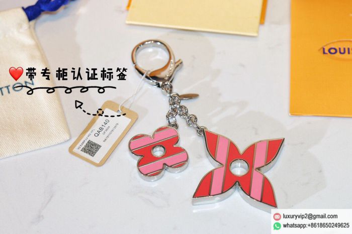 LOUIS VUITTON Key chain