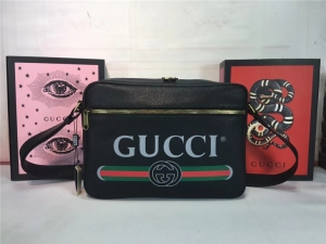 Gucci postman men's shoulder bag