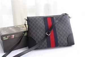 New Gucci men's shoulder bag