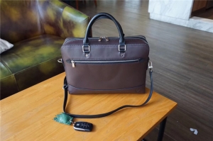 2019 latest style LV men's briefcase