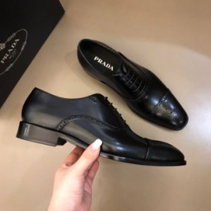 Black PRADA shiny leather men's business dress Shoes