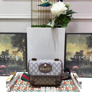 Gucci shoulder bag