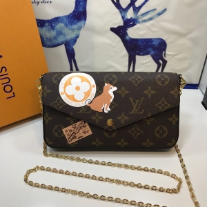 LV presbyopic dog silk printing chain three-in-one lady bag