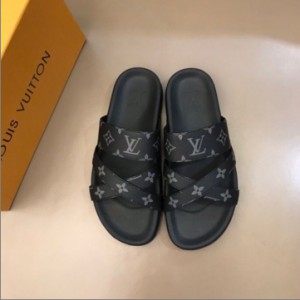 LV material luxury men's black slippers