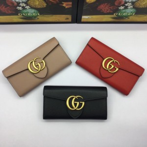 Gucci Women's Clutch