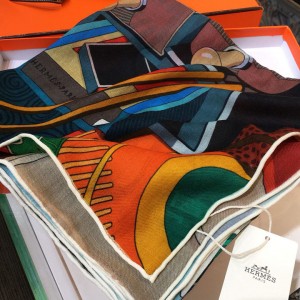 Hermes 'Hoverer' cashmere silk scarf