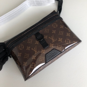 Louis Vuitton LV men's bag