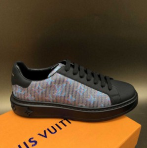 lvHigh-quality cowhide lining Unisex sneakers