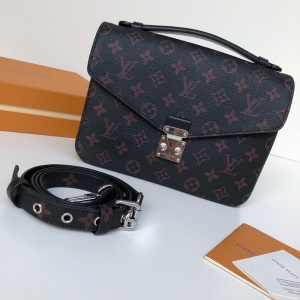 Louis Vuitton LV ladies Monogram Reverse coated canvas messenger bag