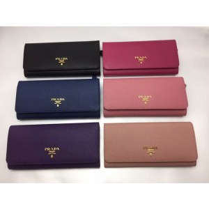 PRADA women's Wallet