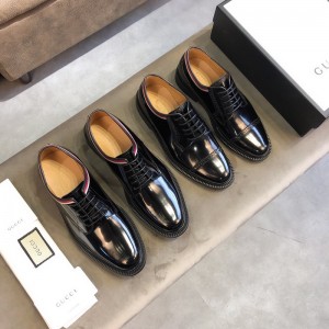 Gucci men's Shoes